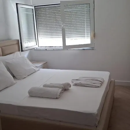 Apartament Tola